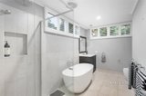 https://images.listonce.com.au/custom/160x/listings/34-deanswood-road-forest-hill-vic-3131/016/01284016_img_08.jpg?yOdl_tO8iJo