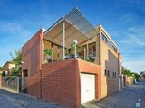 https://images.listonce.com.au/custom/160x/listings/34-docker-street-elwood-vic-3184/625/01794625_img_06.jpg?Zmaehuhxb_c