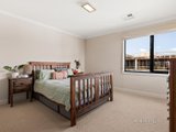 https://images.listonce.com.au/custom/160x/listings/34-elvie-street-doncaster-east-vic-3109/373/01639373_img_08.jpg?dEimRAj2JwQ