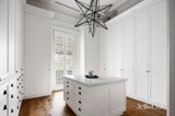 https://images.listonce.com.au/custom/160x/listings/34-ferrars-place-south-melbourne-vic-3205/285/01810285_img_17.jpg?XmSp7BnyrXA