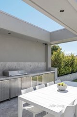 https://images.listonce.com.au/custom/160x/listings/34-francesco-street-bentleigh-east-vic-3165/849/01485849_img_16.jpg?Vtdpa_prNqU