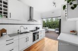 https://images.listonce.com.au/custom/160x/listings/34-gardner-street-richmond-vic-3121/241/01583241_img_03.jpg?9GdtS5DmKUA