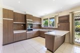 https://images.listonce.com.au/custom/160x/listings/34-gauntlet-avenue-glen-waverley-vic-3150/656/01929656_img_03.jpg?C_u__QzqjaY