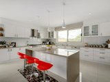 https://images.listonce.com.au/custom/160x/listings/34-hartley-road-wonga-park-vic-3115/160/01010160_img_08.jpg?TuNgUX7v7Hc