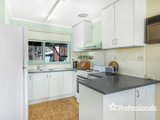 https://images.listonce.com.au/custom/160x/listings/34-hillview-drive-kilsyth-vic-3137/922/01525922_img_05.jpg?TeFeNJPikj8