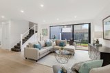 https://images.listonce.com.au/custom/160x/listings/34-hilton-street-mount-waverley-vic-3149/898/00799898_img_02.jpg?olMa0RxcUo0