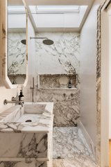 https://images.listonce.com.au/custom/160x/listings/34-hutchinson-street-brunswick-east-vic-3057/138/01717138_img_18.jpg?B76XL5OjP7M