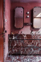 https://images.listonce.com.au/custom/160x/listings/34-hutchinson-street-brunswick-east-vic-3057/138/01717138_img_21.jpg?3lf9uOBLG5w
