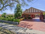 https://images.listonce.com.au/custom/160x/listings/34-kernan-street-strathmore-vic-3041/467/00847467_img_01.jpg?TOqr2sZ_Jt0