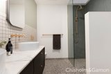 https://images.listonce.com.au/custom/160x/listings/34-kingsley-street-elwood-vic-3184/984/01793984_img_13.jpg?scKezehKGYY