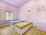 https://images.listonce.com.au/custom/160x/listings/34-landale-street-box-hill-vic-3128/537/01743537_img_10.jpg?Jxng-rU-2n4