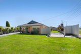 https://images.listonce.com.au/custom/160x/listings/34-lemuela-court-invermay-park-vic-3350/725/01589725_img_01.jpg?mzg_nOaiQ5I