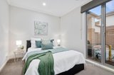 https://images.listonce.com.au/custom/160x/listings/34-milne-street-mitcham-vic-3132/616/01534616_img_09.jpg?ROcR84p4wTE