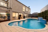 https://images.listonce.com.au/custom/160x/listings/34-monastery-close-wantirna-south-vic-3152/668/01916668_img_19.jpg?fn0XL_hJWZY