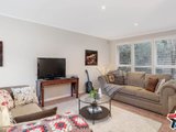 https://images.listonce.com.au/custom/160x/listings/34-mountain-drive-mooroolbark-vic-3138/274/01526274_img_05.jpg?Pfv-S3s1FNQ