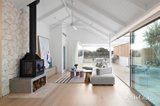 https://images.listonce.com.au/custom/160x/listings/34-ossett-street-sorrento-vic-3943/105/01812105_img_08.jpg?cl9RCtRQ6Ro