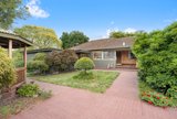 https://images.listonce.com.au/custom/160x/listings/34-parker-road-silvan-vic-3795/306/01815306_img_16.jpg?P3fDd92jCFs