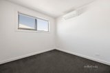 https://images.listonce.com.au/custom/160x/listings/34-percy-street-newport-vic-3015/832/01648832_img_06.jpg?0LU6hUDyBDM