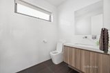 https://images.listonce.com.au/custom/160x/listings/34-percy-street-newport-vic-3015/832/01648832_img_09.jpg?huZ7OkExyaA