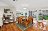 https://images.listonce.com.au/custom/160x/listings/34-wellington-park-drive-warranwood-vic-3134/560/01867560_img_03.jpg?ZGgVfLFXtbU