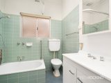 https://images.listonce.com.au/custom/160x/listings/340-howe-parade-port-melbourne-vic-3207/017/01088017_img_08.jpg?oKgrGWgmCbQ