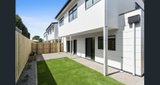 https://images.listonce.com.au/custom/160x/listings/3401-shannon-avenue-newtown-vic-3220/403/01943403_img_09.jpg?_taKMx_h0Nc