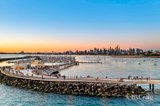 https://images.listonce.com.au/custom/160x/listings/34105-park-street-st-kilda-west-vic-3182/349/01912349_img_09.jpg?XsIGo9BQU-g