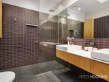 https://images.listonce.com.au/custom/160x/listings/342-montague-street-albert-park-vic-3206/090/01087090_img_09.jpg?mr2xsE3qsoE