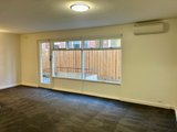 https://images.listonce.com.au/custom/160x/listings/343-chapel-street-st-kilda-vic-3182/472/01740472_img_04.jpg?sTcYdlhnBHQ