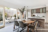 https://images.listonce.com.au/custom/160x/listings/343-gillies-street-thornbury-vic-3071/660/01081660_img_01.jpg?u3JrSN7vQpo