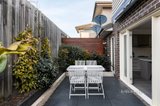 https://images.listonce.com.au/custom/160x/listings/343-gillies-street-thornbury-vic-3071/660/01081660_img_06.jpg?PcdlI1warw8