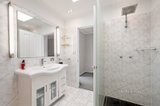 https://images.listonce.com.au/custom/160x/listings/344-felix-grove-mooroolbark-vic-3138/272/01682272_img_09.jpg?bO2gaO-fTuE