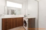 https://images.listonce.com.au/custom/160x/listings/344-wave-street-elwood-vic-3184/970/01793970_img_06.jpg?bfduQIPkL1M