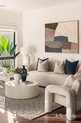 https://images.listonce.com.au/custom/160x/listings/345-barry-street-seaford-vic-3198/730/01941730_img_06.jpg?5zadDH7lDWg