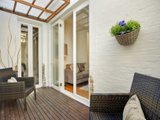 https://images.listonce.com.au/custom/160x/listings/345-park-street-south-melbourne-vic-3205/350/01087350_img_03.jpg?8HdzoqxaKLQ