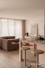 https://images.listonce.com.au/custom/160x/listings/345-rossmoyne-street-thornbury-vic-3071/655/01954655_img_22.jpg?LuXXEG-NzgU