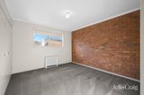 https://images.listonce.com.au/custom/160x/listings/346-baynton-street-kyneton-vic-3444/019/01973019_img_06.jpg?IEHnpFruRFQ