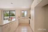 https://images.listonce.com.au/custom/160x/listings/346-sherlock-road-croydon-vic-3136/468/01934468_img_08.jpg?xkZapA1S7-k
