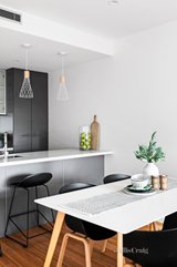 https://images.listonce.com.au/custom/160x/listings/347-roxburgh-street-ascot-vale-vic-3032/726/01430726_img_06.jpg?0VkHg-iRwLU