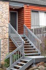 https://images.listonce.com.au/custom/160x/listings/349-stanley-avenue-eltham-vic-3095/452/01938452_img_17.jpg?kSKyL4-wQLc