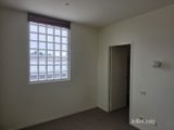https://images.listonce.com.au/custom/160x/listings/3499-oxford-street-collingwood-vic-3066/841/01948841_img_07.jpg?GXJlIzK6tkA