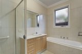 https://images.listonce.com.au/custom/160x/listings/34a-illuka-crescent-mount-waverley-vic-3149/619/00364619_img_06.jpg?R5s5ubjij4s