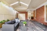 https://images.listonce.com.au/custom/160x/listings/34a-illuka-crescent-mount-waverley-vic-3149/777/01833777_img_10.jpg?_UFhZjCG_j0