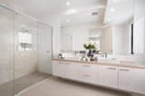 https://images.listonce.com.au/custom/160x/listings/34a-wamba-road-bentleigh-east-vic-3165/567/01093567_img_12.jpg?zxjIbFclB3c