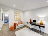 https://images.listonce.com.au/custom/160x/listings/35-albert-street-port-melbourne-vic-3207/290/01828290_img_10.jpg?JD20FLBxC2s