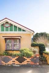 https://images.listonce.com.au/custom/160x/listings/35-alexander-street-collingwood-vic-3066/220/01557220_img_02.jpg?nnH6xnRlYE4