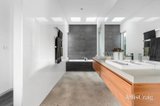 https://images.listonce.com.au/custom/160x/listings/35-appletree-drive-glen-waverley-vic-3150/637/01914637_img_14.jpg?Rh6JElRPnnY