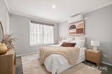 https://images.listonce.com.au/custom/160x/listings/35-bayswater-road-croydon-vic-3136/322/01989322_img_06.jpg?n2n1nGpq2PY