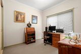 https://images.listonce.com.au/custom/160x/listings/35-blair-drive-kyneton-vic-3444/803/01287803_img_18.jpg?ylOuyZyBTq0