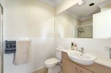 https://images.listonce.com.au/custom/160x/listings/35-blair-street-bentleigh-vic-3204/587/00545587_img_05.jpg?VJYSU3_Wu28